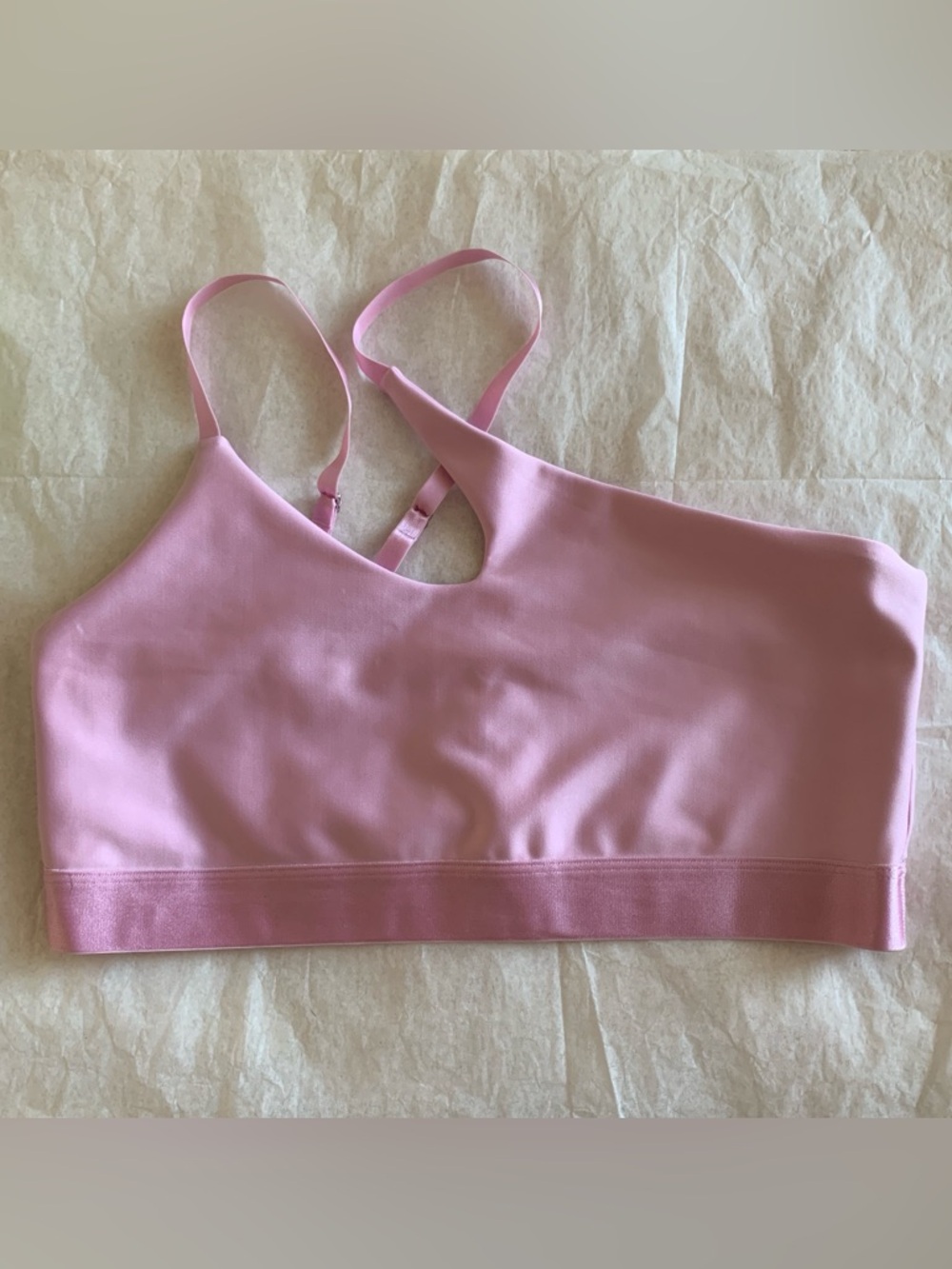 EUC Alo Yoga Airlift All Nighter Bra Size Large - Sugarplum Pink